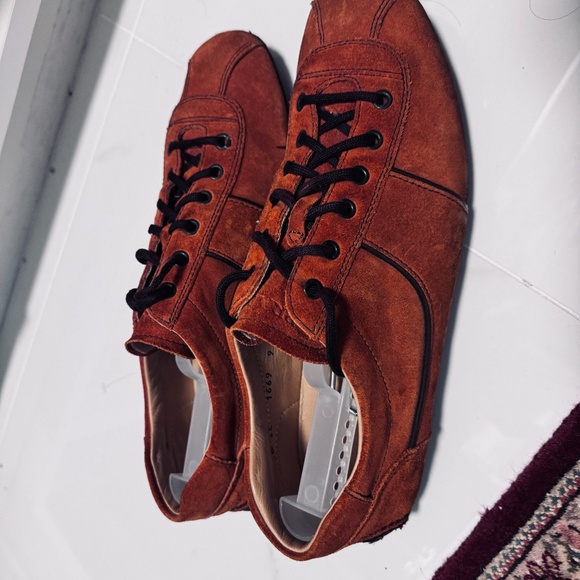 Prada Orange Snakers - Picture 5 of 6